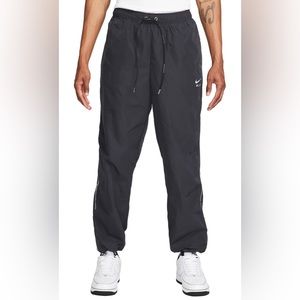 Nike Men's Sportswear Air Woven Pants - Black